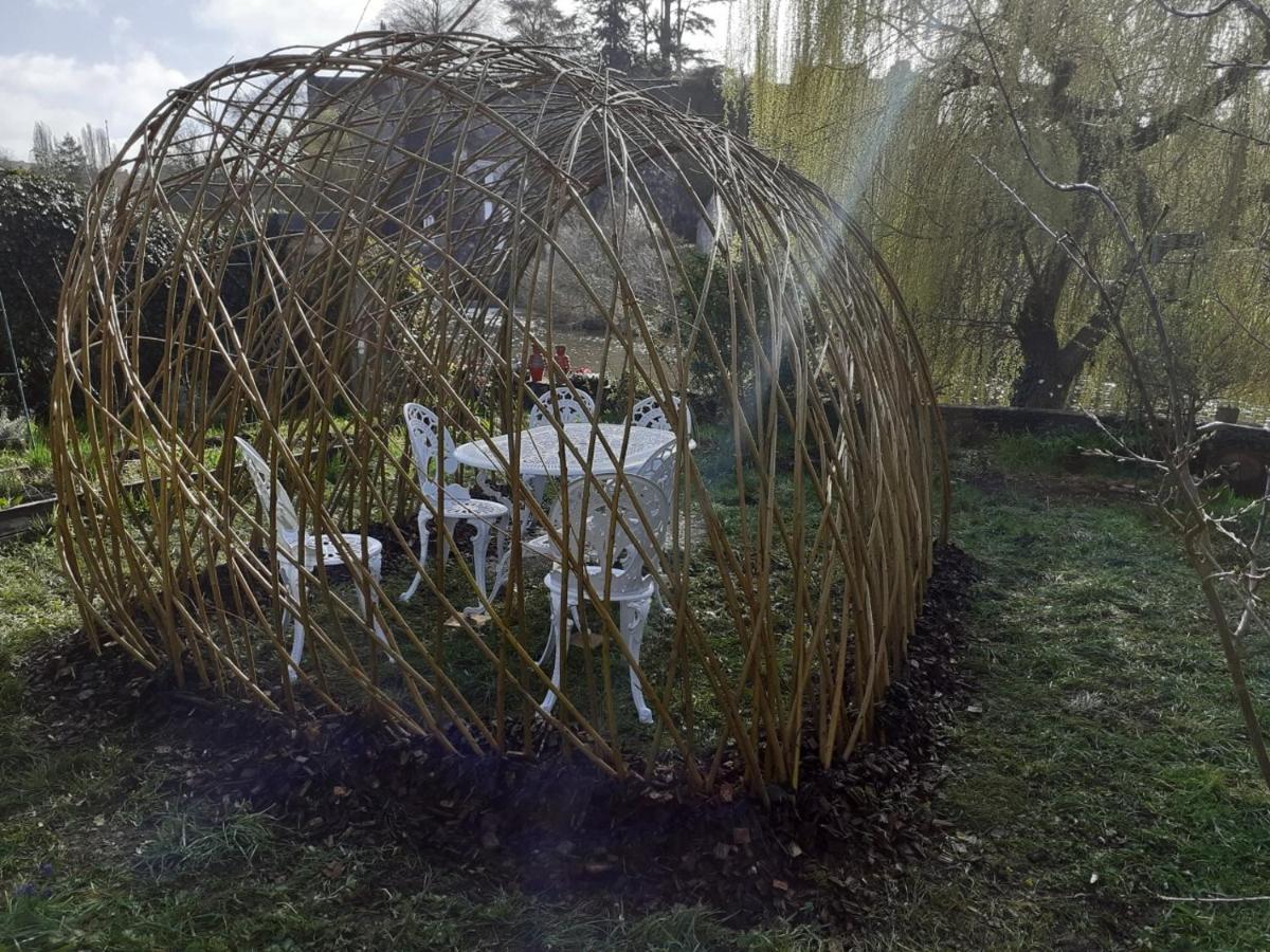 Le Refuge Des Alpes Mancelles Lägenhet Fresnay-sur-Sarthe Exteriör bild