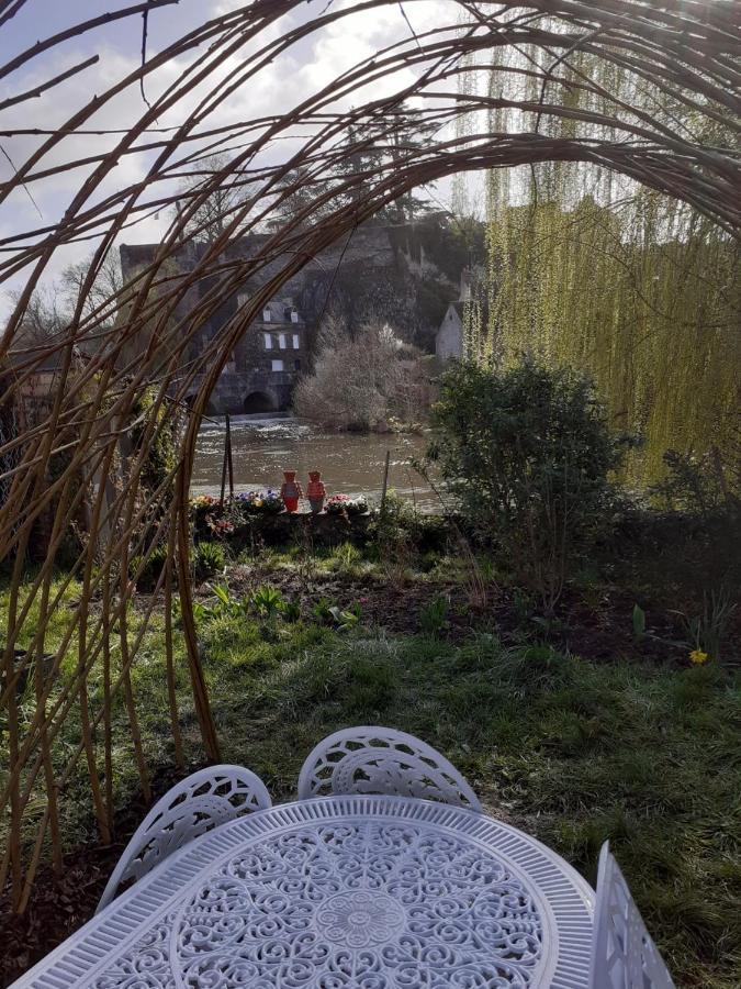 Le Refuge Des Alpes Mancelles Lägenhet Fresnay-sur-Sarthe Exteriör bild