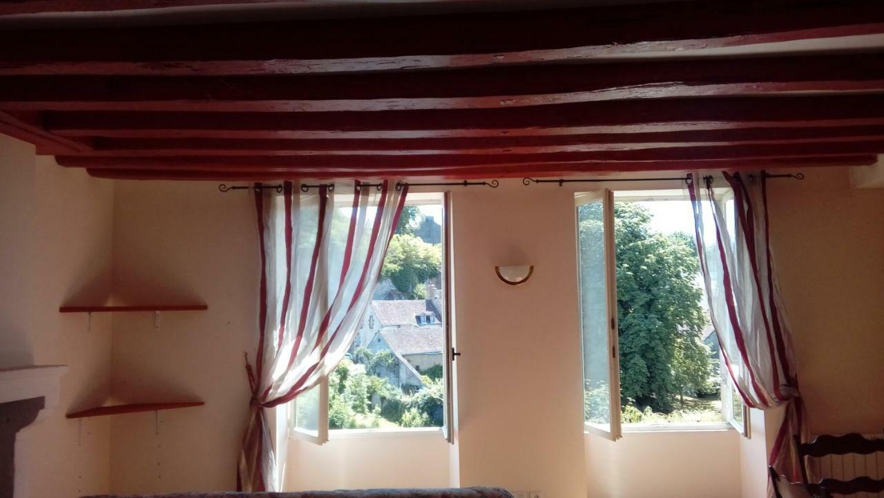 Le Refuge Des Alpes Mancelles Lägenhet Fresnay-sur-Sarthe Exteriör bild