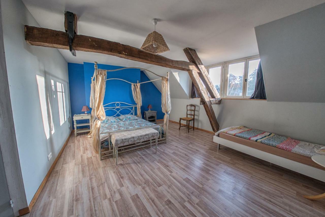 Le Refuge Des Alpes Mancelles Lägenhet Fresnay-sur-Sarthe Exteriör bild