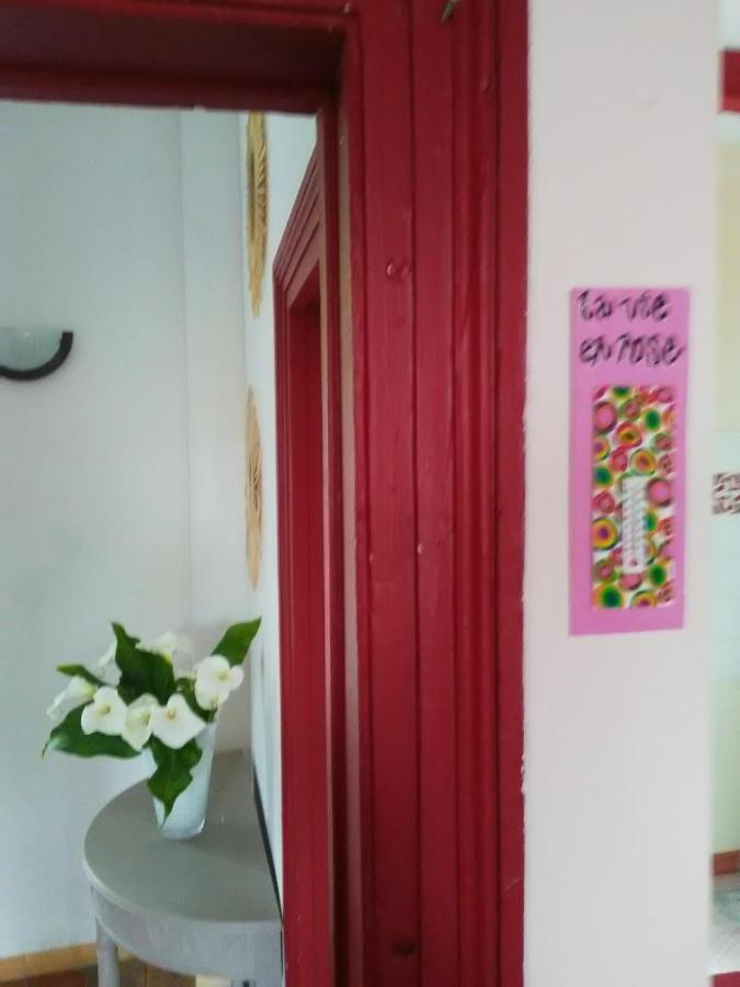 Le Refuge Des Alpes Mancelles Lägenhet Fresnay-sur-Sarthe Exteriör bild